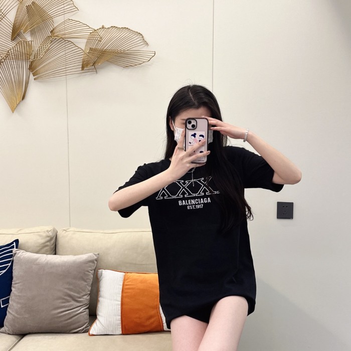 Clothes Balenciaga 29