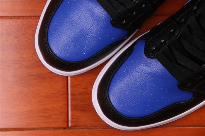 Jordan 1 Mid Royal (2020)