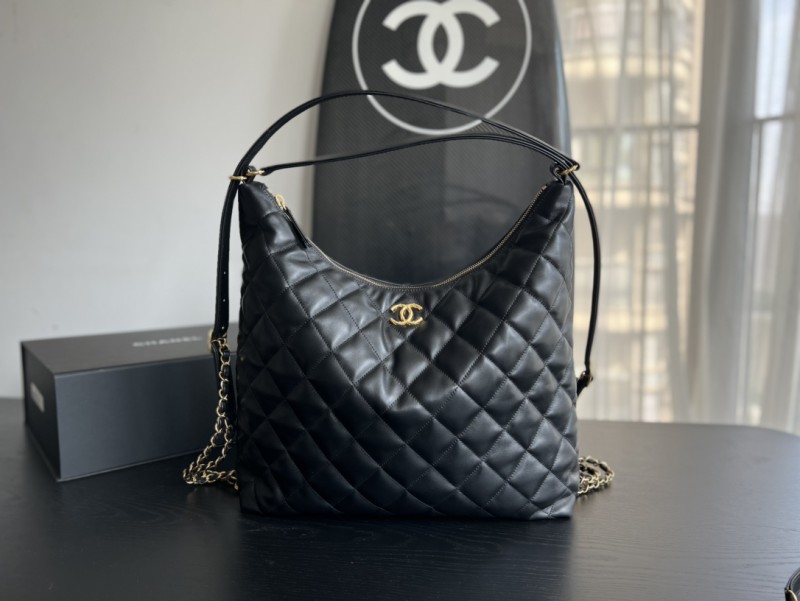 Handbag Chanel size 35cmx37cm11 cm