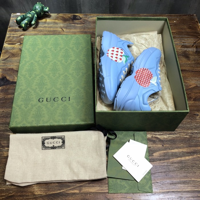Gucci Rhyton sneaker 2