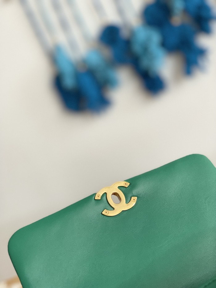 Handbag Chanel 3366 size 21X13X10 Cm