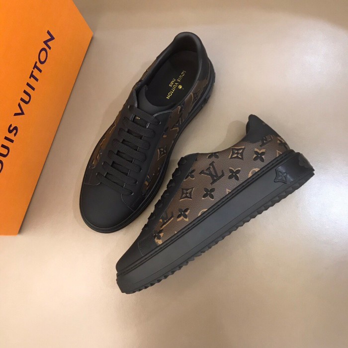 Louis Vuitton Low Top sneaker 33