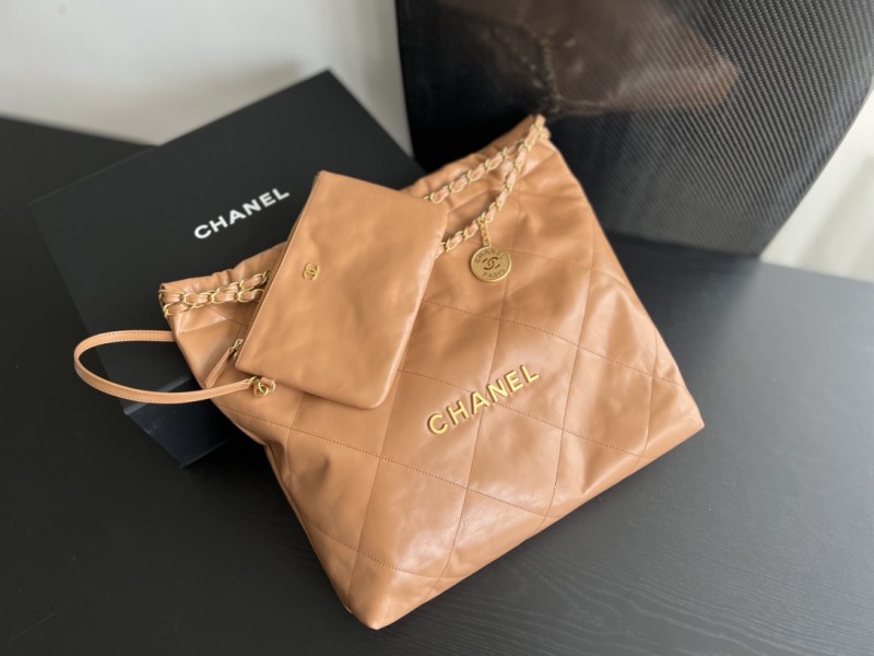 Handbag Chanel size 39cmx42cmx8 cm