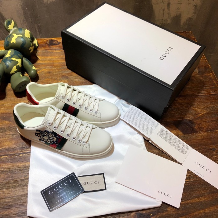 Gucci Ace embroidered sneaker 55