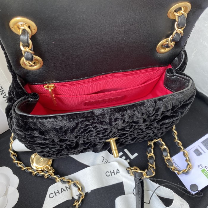 Handbag Chanel AS2619 size 14X19X8 cm