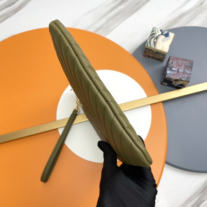 Handbags SAINT LAURENT 413444 size 30×21.5×2 cm