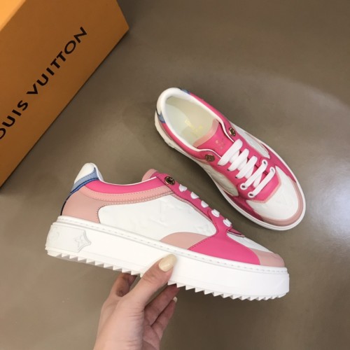 Louis Vuitton Low Top sneaker 74