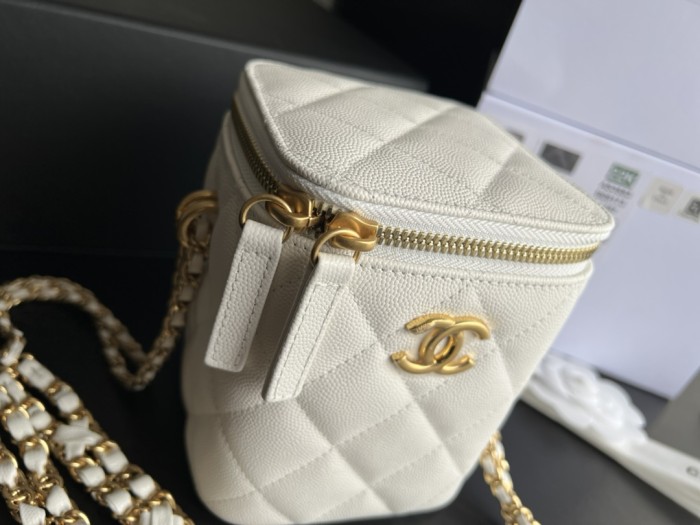 Handbag Chanel AP3583 size 14.5cmx11.5cmx11.5 cm