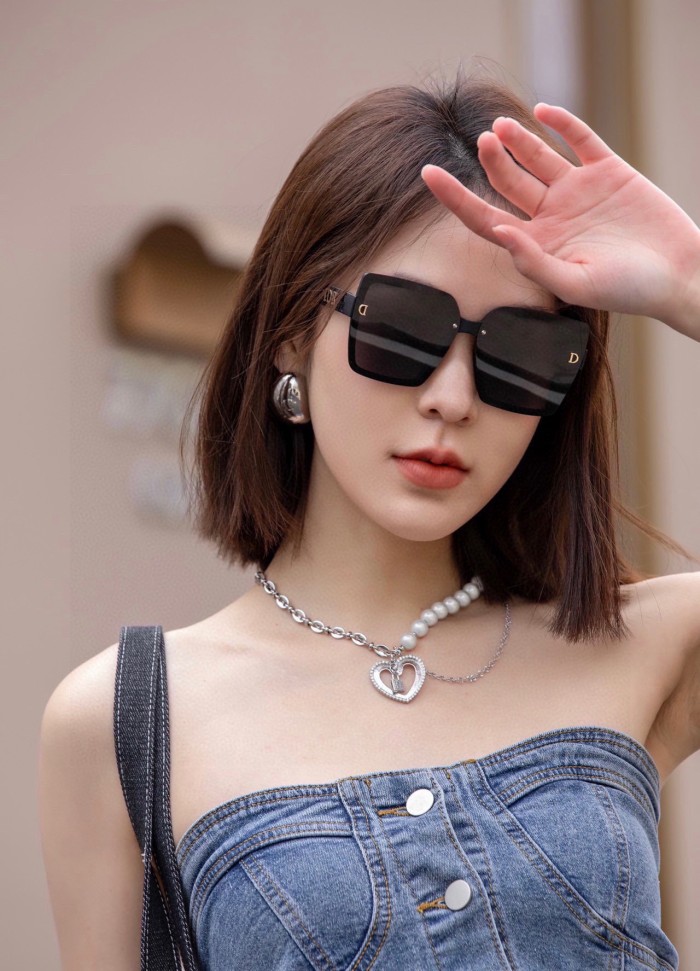 sunglasses Dior 7115