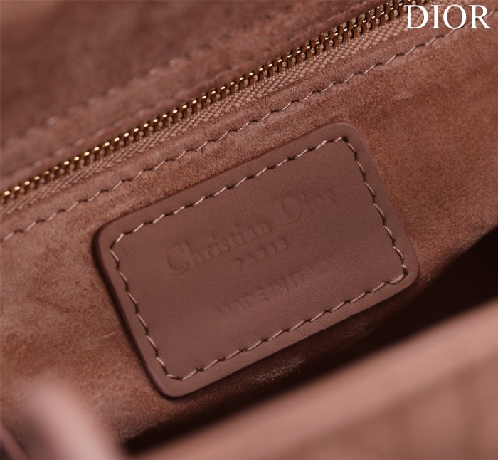 Handbag Dior M0565 size 32*24*12 cm