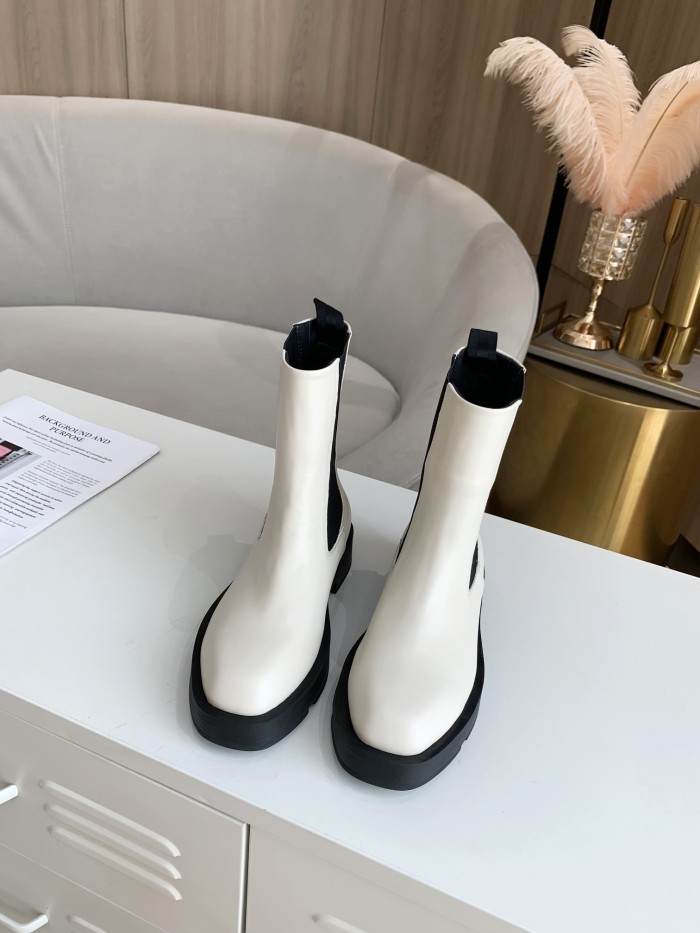 Givenchy Boots 25