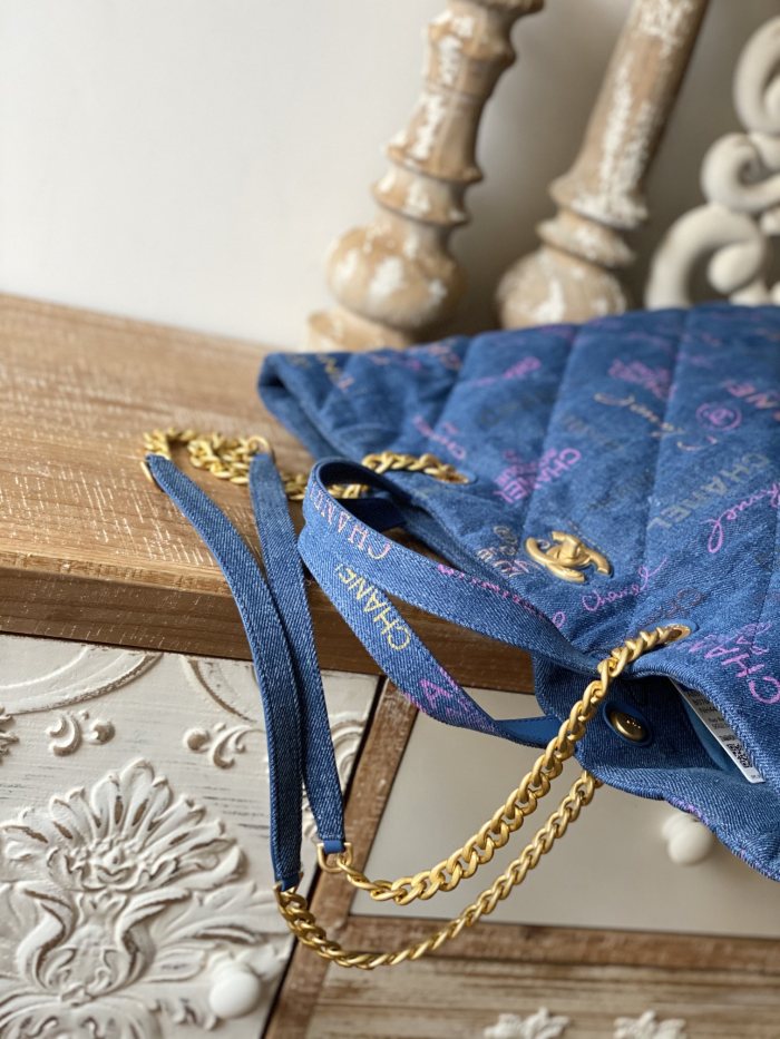 Handbag Chanel 3128 size 51x43x3 cm