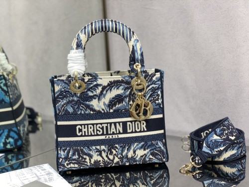 Handbag Dior size 24 cm