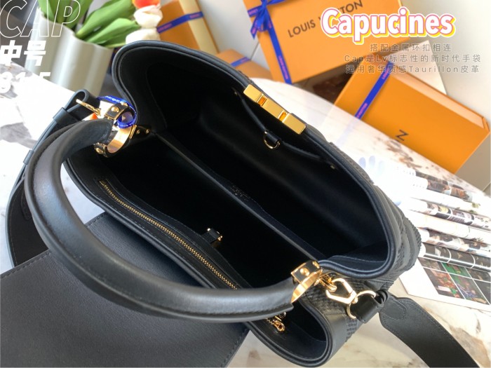 Handbag Louis Vuitton M57361 size 31.5 x 20 x 11