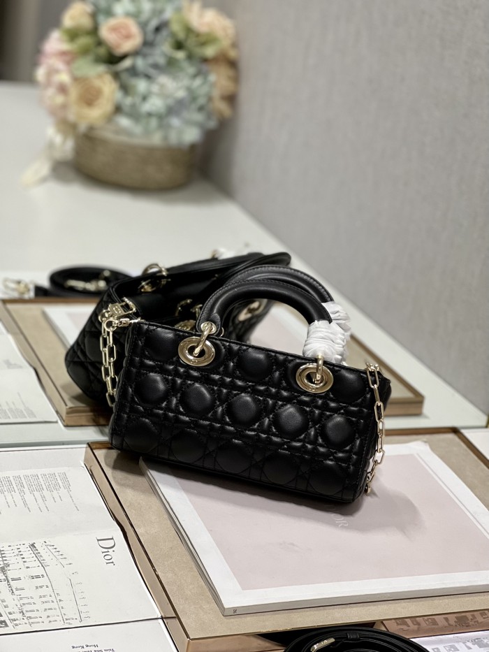Handbag Dior 9031 size 22.5×6×11.5 cm