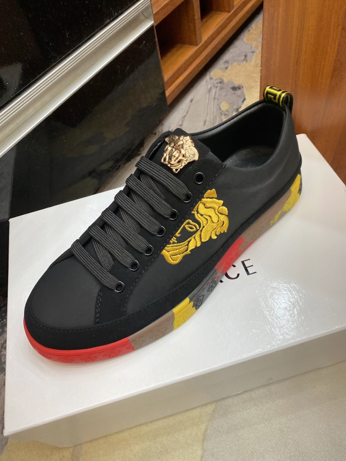 Versace Greca Sneaker 16