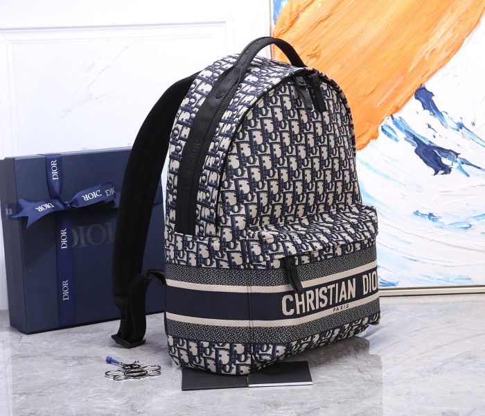 Handbag Dior 99302 size 36x30x15 cm