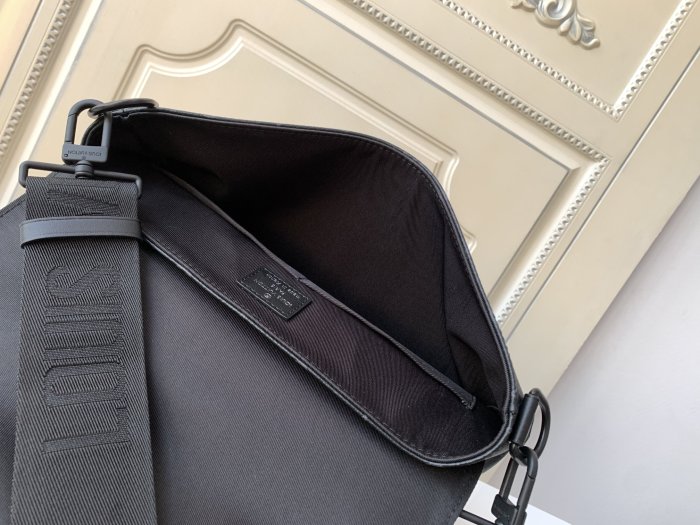 Handbag Louis Vuitton M45911 size 36 x 23 x 11 cm
