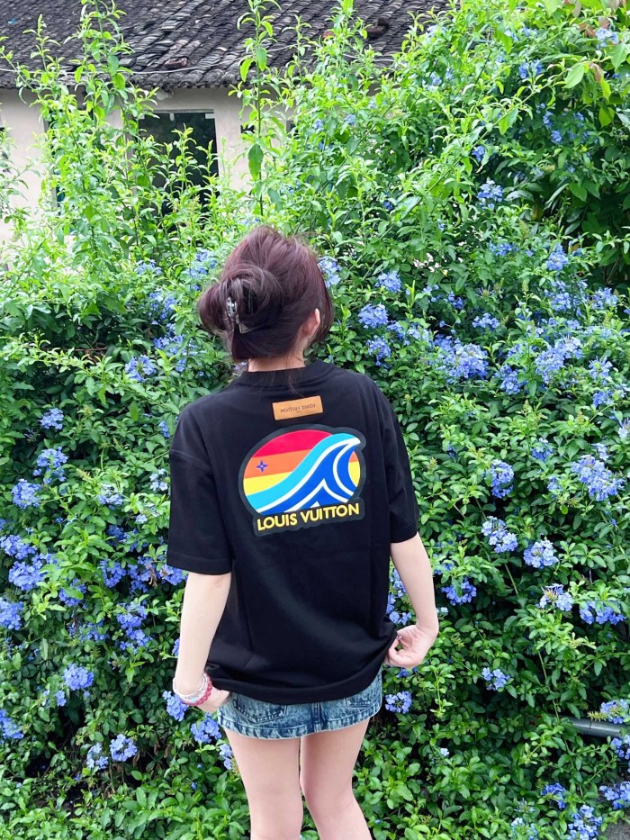 Clothes Louis Vuitton 158