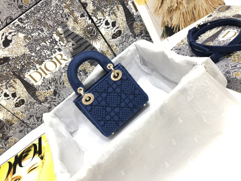 Handbag Dior S0856 size 12 x 10.2 x 5 cm