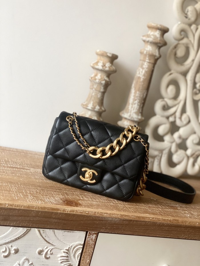 Handbag Chanel As3109 size 19*14*6 cm