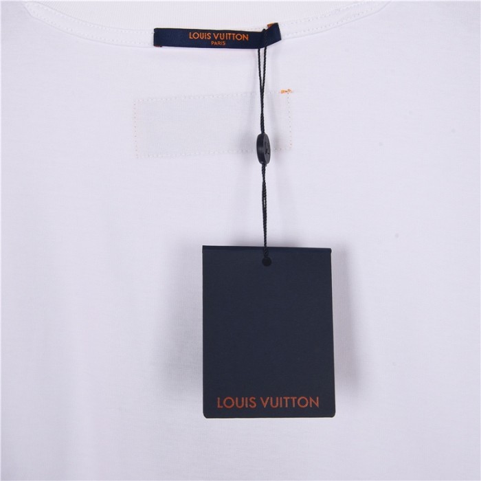 Clothes Louis Vuitton 182