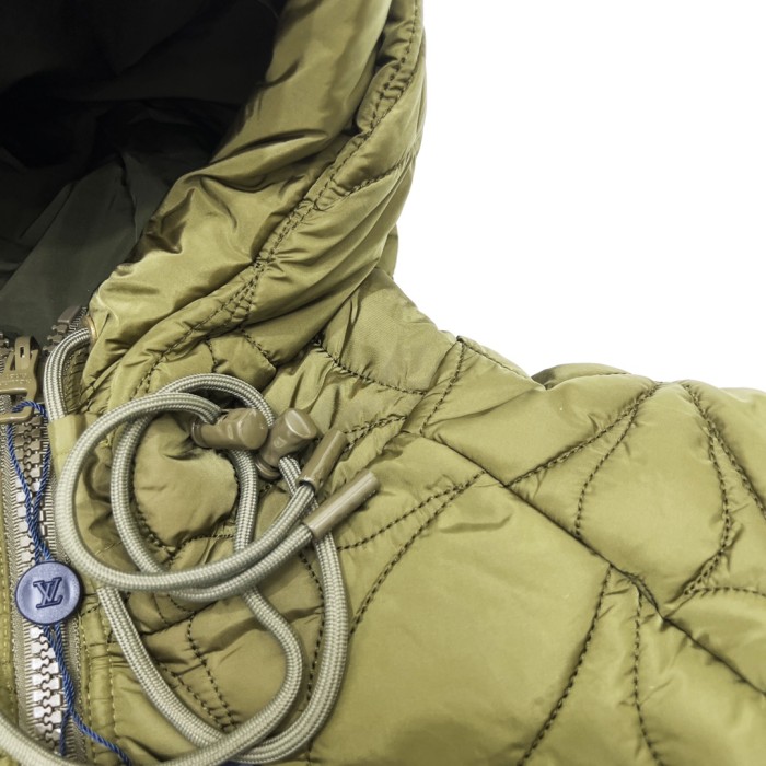 Clothes Louis Vuitton 107