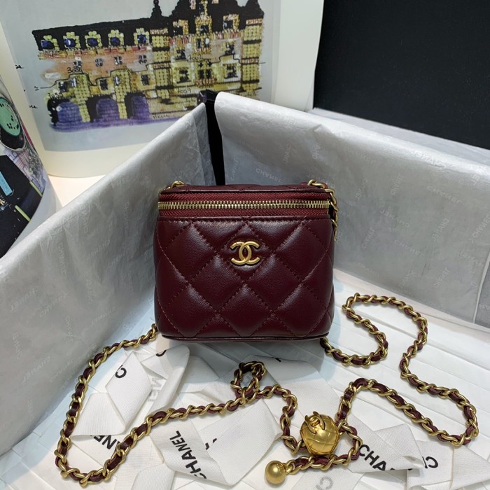 Handbag Chanel 81136 size 10.5 8.5 7 cm