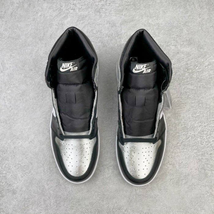 Jordan 1 Retro High Silver Toe (W)