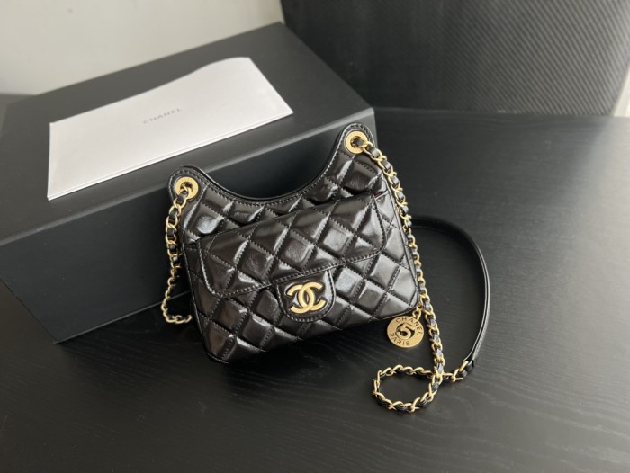 Handbag Chanel AS3710 size 17cmx19cm6 cm
