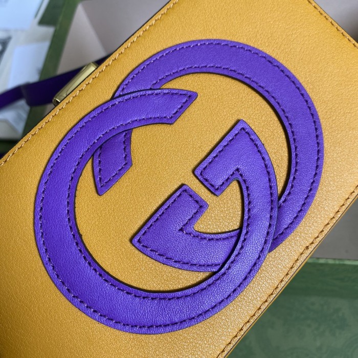 Handbag Gucci 658230 size 17*10*5.5 cm