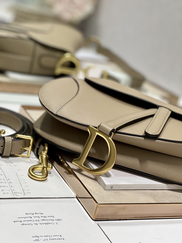 Handbag Dior 3397 size 19.5×16×6.5 cm