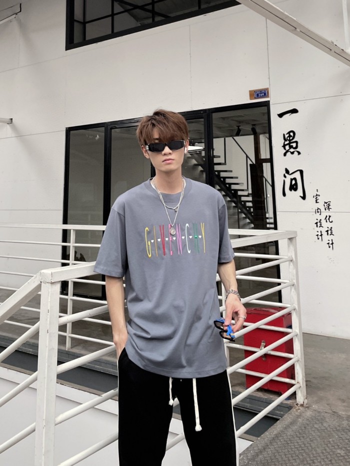 Clothes Givenchy 129