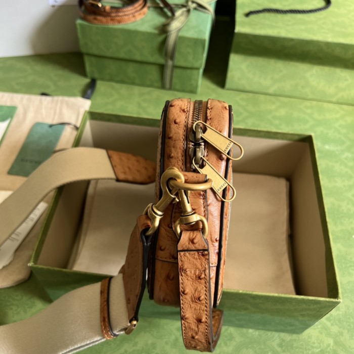 Handbag Gucci 710861 size 23.5x 16x 4.5 cm