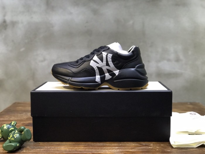 Gucci Rhyton sneaker 41