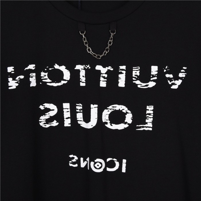 Clothes Louis Vuitton 438