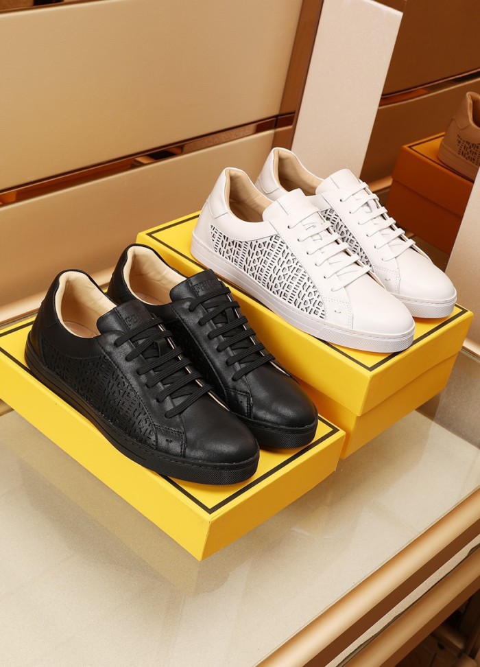 Fendi Low Top Sneakers 11