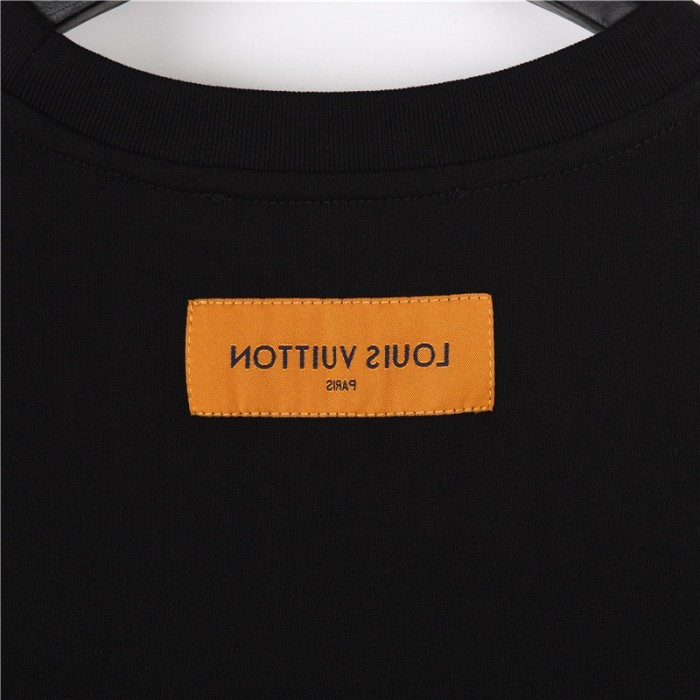 Clothes Louis Vuitton 283