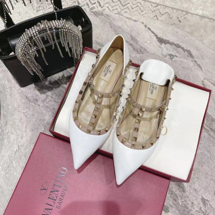 VALENTINO GARAVANI Roman Stud WOMEN 15
