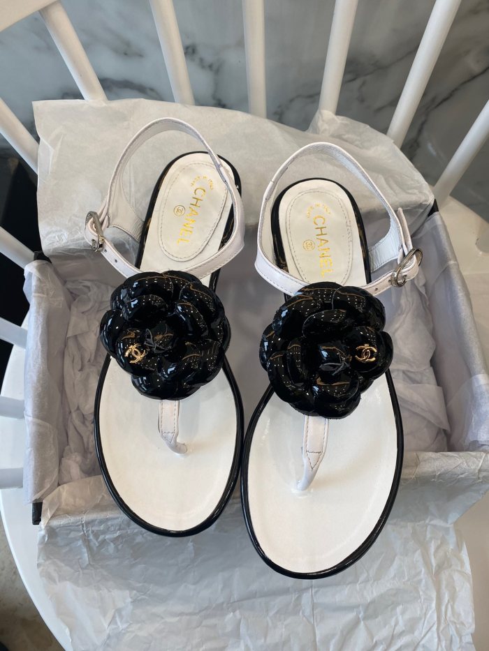 Chanel Slides 33