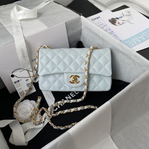 Handbag Chanel size 20 cm