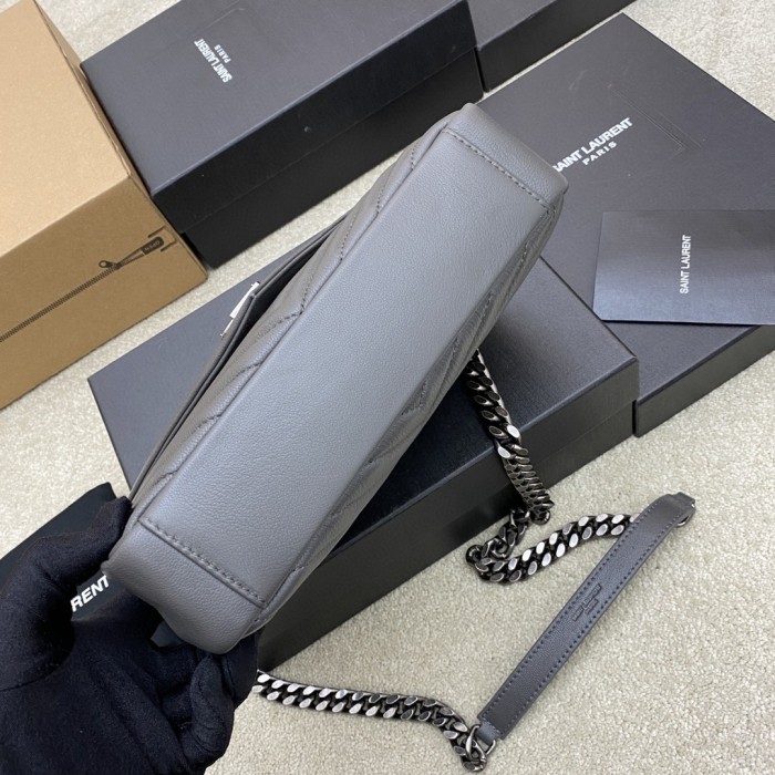 Handbags SAINT LAURENT 392737 size 24x17x6 cm