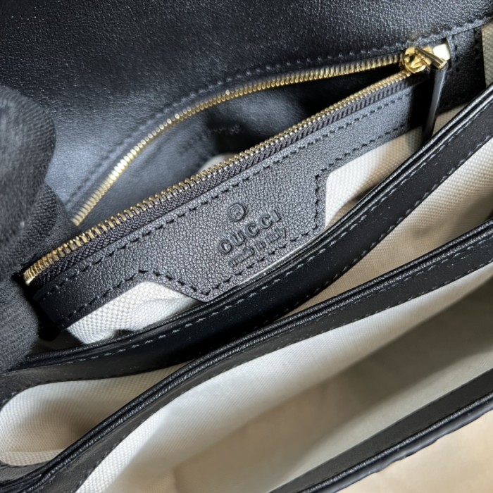 Handbag Gucci 675778 size 27x 18x 7 cm