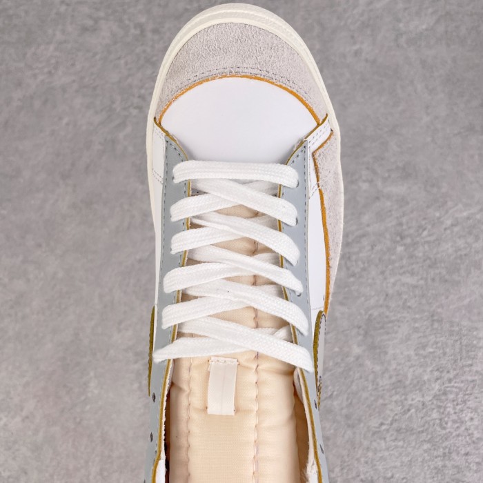 Nike Blazer Mid 77 Label Maker (W)