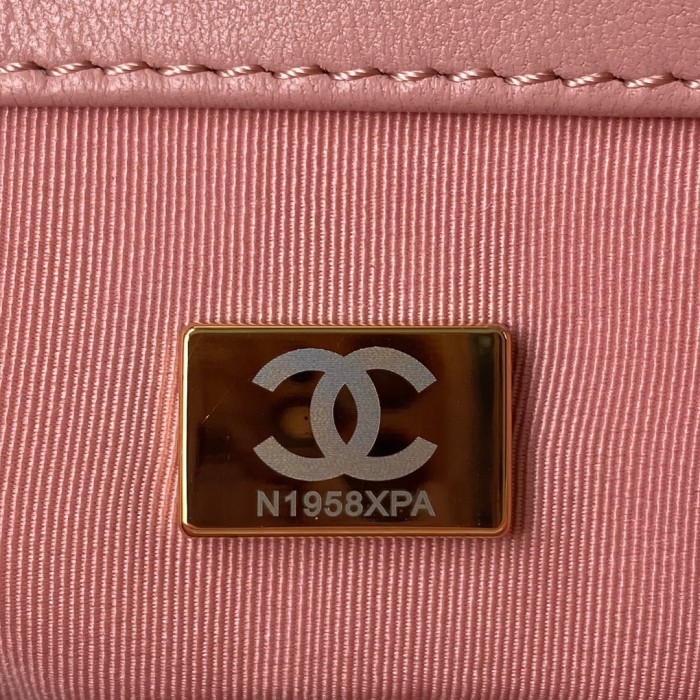 Handbag Chanel size 30 cm