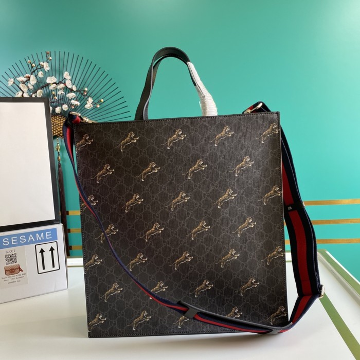 Handbag Gucci 495559 size 35.5*38*4 cm