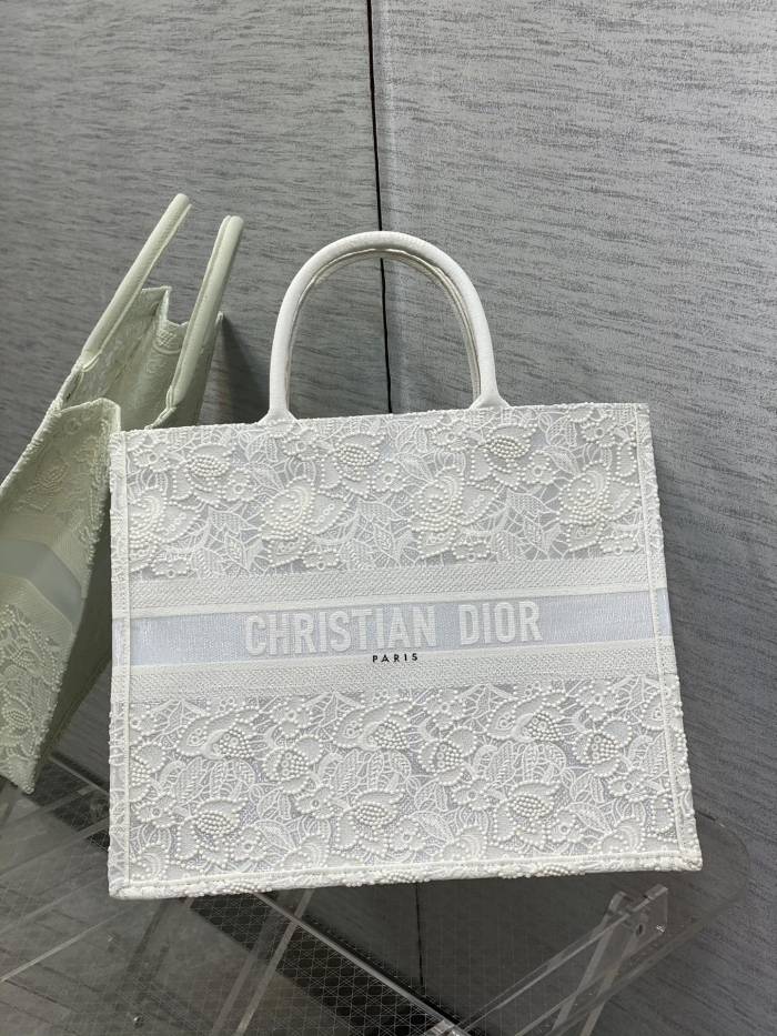 Handbag Dior size 42*18*35 cm