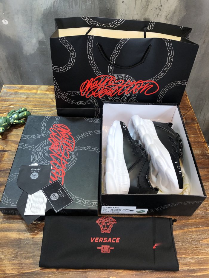Versace Chain Reaction 2 Chainz Black
