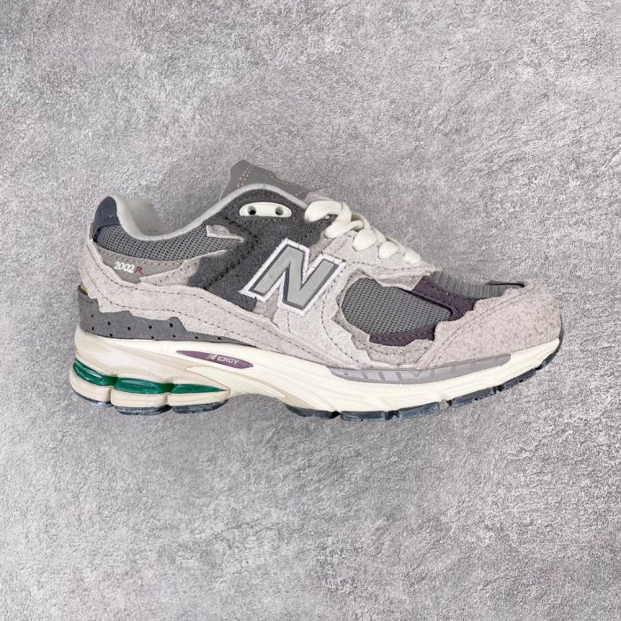 New Balance 2002R Protection Pack Rain Cloud