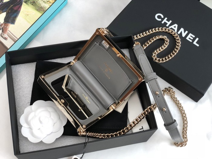 Handbag Chanel size 11*7.5*2.4 cm